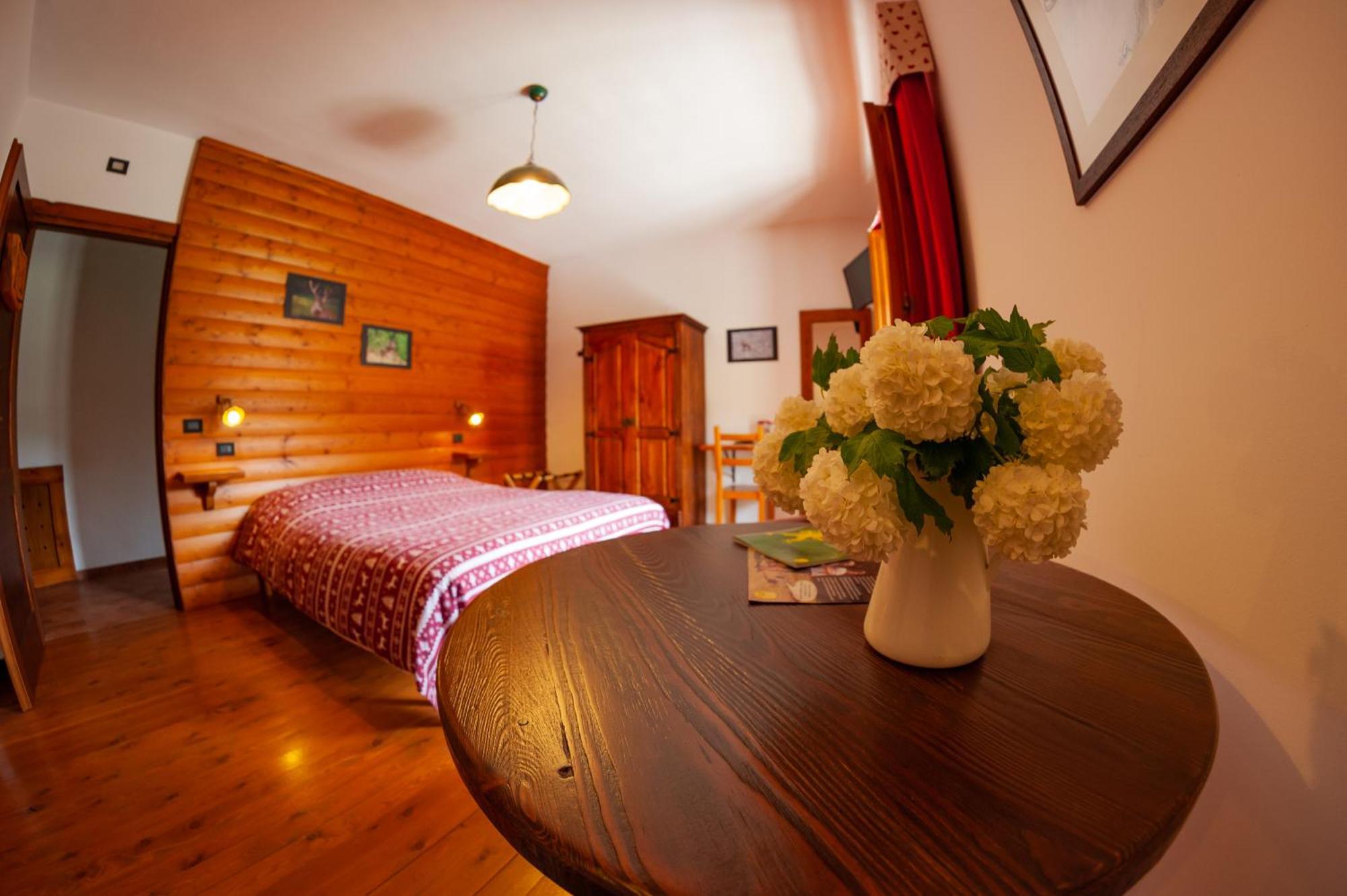 Da Nonna Li Rooms And Breakfast Villetta Barrea Exterior foto