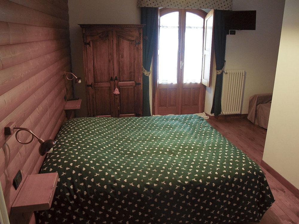 Da Nonna Li Rooms And Breakfast Villetta Barrea Exterior foto